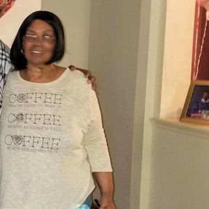 Meet your Posher, Alvenia